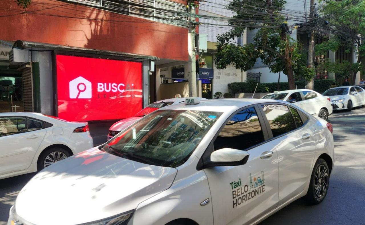 Campanha de mídia externa do BUSCAi